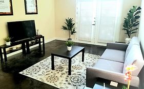 Roomy Downtown Abode